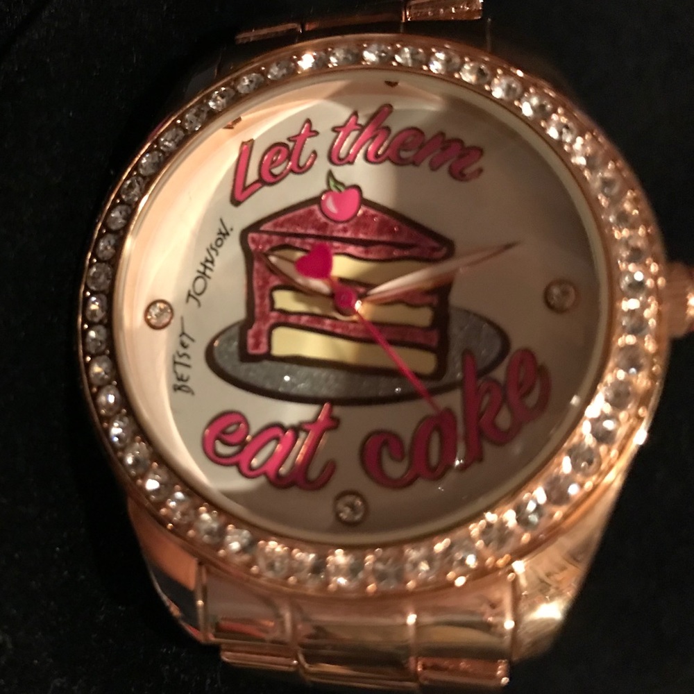 100% Betsey Johnson